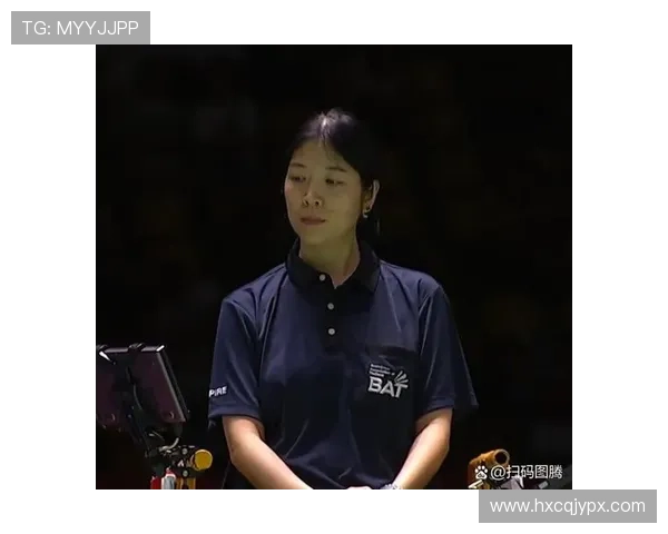 陈雨菲直落两局击败李美妙挺进全英四强